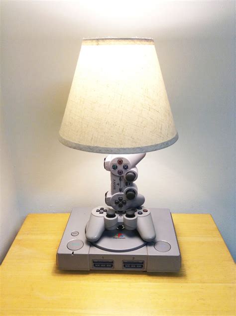 Playstation Lamp Brutalgamer