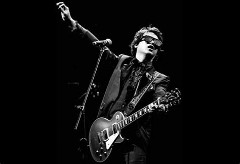 Minsan by eraserheads live by ely buendia and itchyworms at rwm greatesthits minsan batang90s. Ely Buendia rearranges Eraserheads classics | Philstar.com