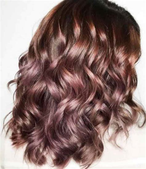The safest and most unique way to blend this with your natural color, is to apply it only in the middle shaft to the tips of the hair, while leaving the roots naturally darkened. Rose Gold Hair Color Dye Formula, On Brunettes, Highlights ...