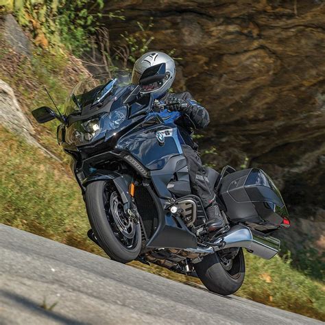 The bmw k 1600 b. 2018 BMW K 1600 B Bagger | Road Test Review | Rider Magazine