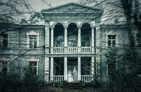 Americas Most Famous Haunted Houses Hotpads Blog