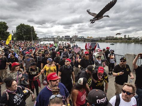 Police Expect Trouble Between Left And Right Wing Groups In Us Rally