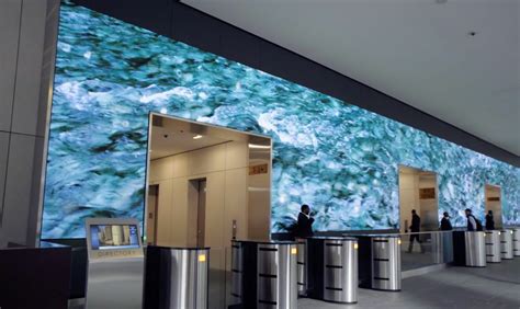Office Video Wall On The Rise Is This The Best Office Lobby Ever