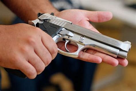 Esto hará que crezcas de tamaño, tengas mejores armas y una mayor resistencia. Uso de armas en Ecuador: ¿es la legalización una solución ...