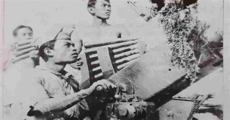 Maybe you would like to learn more about one of these? Sejarah sebagai Peristiwa, Kisah, Ilmu, dan Seni ...