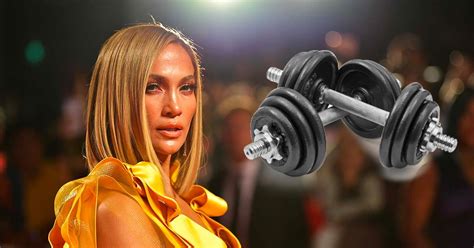 Jennifer Lopez Shows Off Her Insanely Toned Abs Thanks To Her