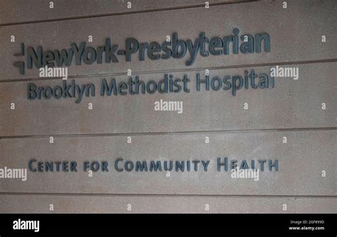 New York Presbyterian Brooklyn Methodist Hospital Park Slope Nyc Stock