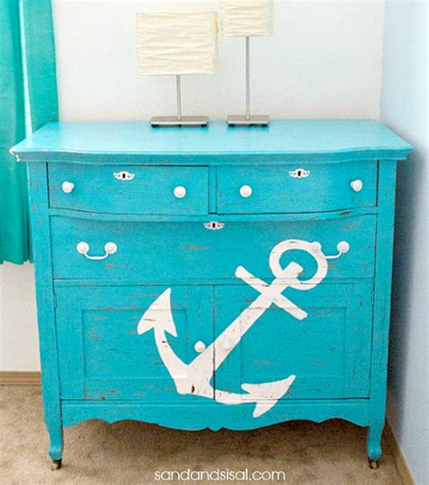 Hooker's wide range of bedroom chests and dressers can give your bedroom a fresh new look. 23 Dresser Makeover Ideas Coastal, Beach & Nautical Style ...