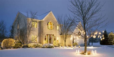 Top 10 Outdoor Christmas Light Ideas For 2020