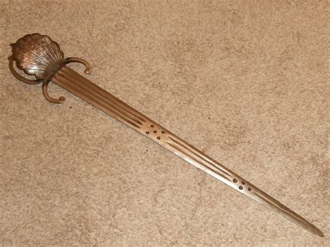 Antique 16th Century Clam Shell Naval Sword Badelaire Broadsword Storta