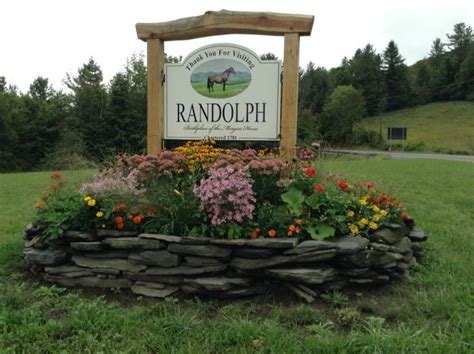 Timber Frame Welcome Sign In Randolph Vt Farm Entrance Farm Signs