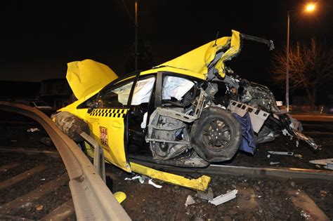 Jump to navigation jump to search. Novemberi halálos balesetek - kreszvaltozas.hu