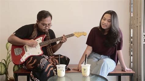 Create and get +5 iq. Ahmad Band - Aku Cinta Kau Dan Dia || Cover by Andin - YouTube