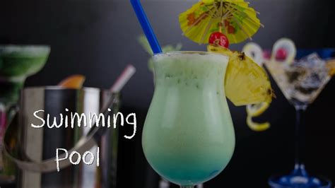 Der swimming pool cocktail schmeckt fruchtig, süß und cremig und hat eine große ähnlichkeit mit der pina colada. Swimming Pool - der cremig süße Cocktail-Klassiker - YouTube