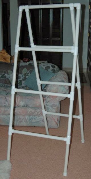 This free pvc plan shows you how to construct a simple clothes rack capable of holding two levels of hanging clothing. Best 25+ Pvc pipe rack ideas on Pinterest | DIY clothes ...