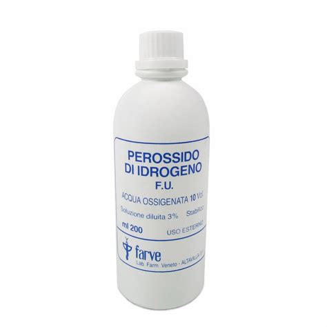 Separato da alimenti e mangimi. Acqua ossigenata in giardino / Allau