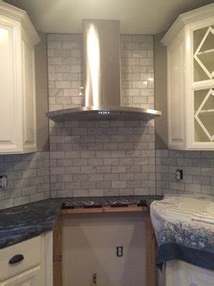 Carrara marble is one of the most famous types of marble, and natural stone for that matter, in the world. Color grout for Carrara Marble
