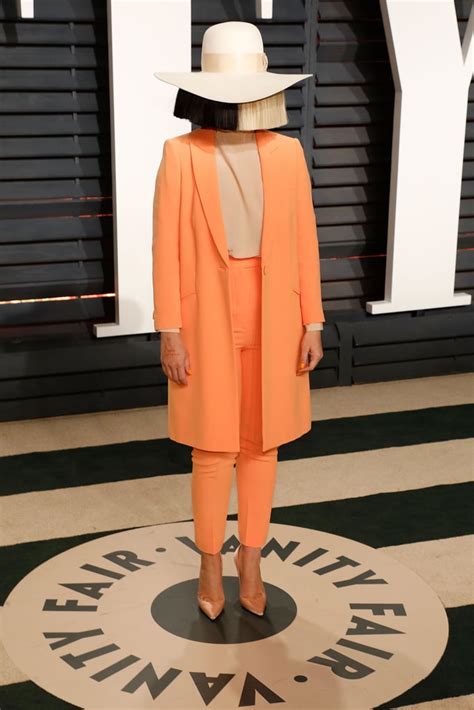Why Does Sia Wear A Wig Vanity Fair Oscars Party 2017