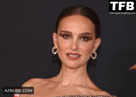 Natalie Portman Sexy Seen Flaunting Her Hot Legs At The Thor Love And Thunder Premiere In