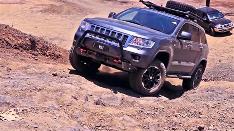 2012 Jeep Grand Cherokee (WK2) • Off-Road @ Telecom Hill 