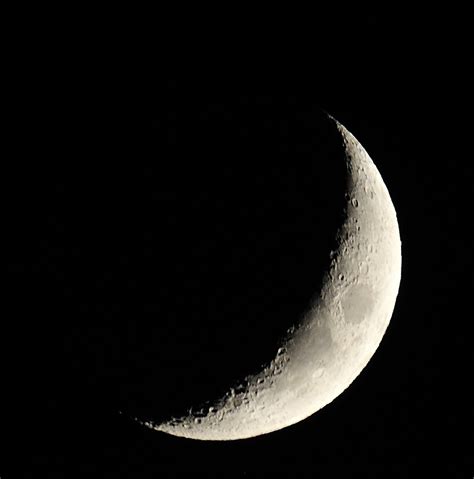 Luna Creciente Fotografía De La Luna En Cuarto Creciente Flickr