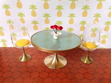 The vintage kitchen chairs on alibaba.com are perfectly suited to blend in with any type of interior decorations and they add more touches of glamor to your existing decor. Vintage Ideal Petite Princess Patti Kitchen Table & Chairs ...