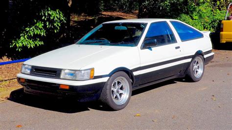 1983 Toyota Corolla Levin Gt Apex Ae86 Widebody Japan Auction