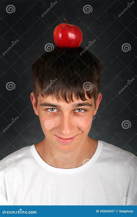 Apple On The Head Stock Image Image Of Fruit Jolly 35065657