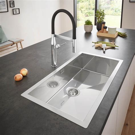 These luxury kitchen sinks feature: Grohe K700 1.0 Bowl Stainless Steel Kitchen Sink ...