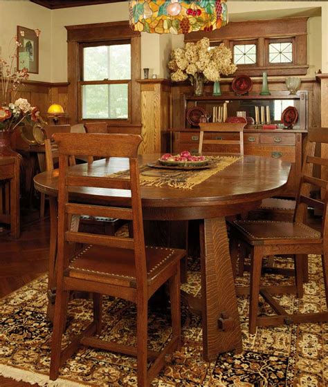 Oak Furniture And A Period Palette Make This 1915 Dining Room Cozy The