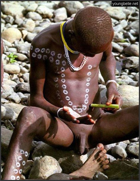 Afrikanische Modelle Nackte Small Brunette Gets