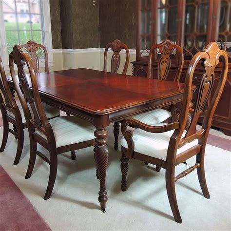 Lexington Dining Room Table And Chairs Lexington Furniture Dining