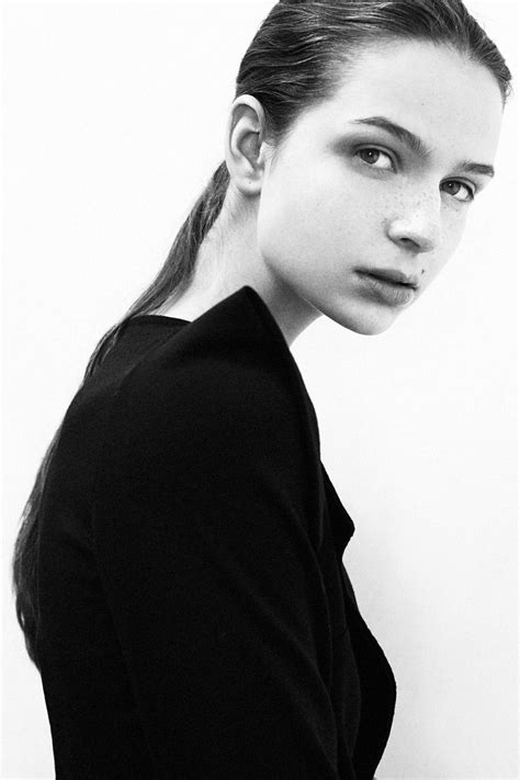 Model Alena Ulasevich By Ilya Petrusenko Model Test Feminine Beauty