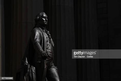 Statue Of George Washington Wall Street Photos And Premium High Res