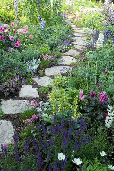 It used to be woven with willow or hazel branches. Affordable Beautiful Garden Path For Your Garden 42 ...