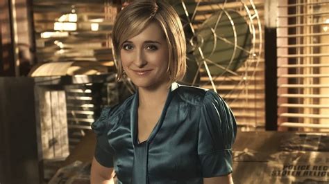 Smallville Star Alison Mack Released Early From Prison Dexerto