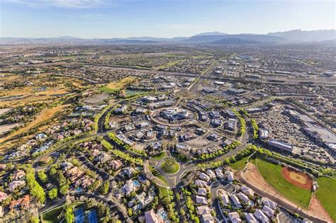Summerlin In Las Vegas Explore An Upscale Shopping And Dining Hub Near Red Rock Canyon Go Guides