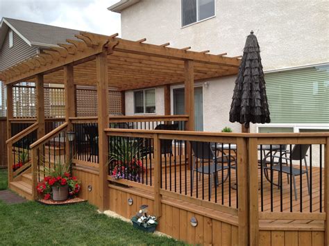 Pin By Summer Bendle On Garden Patio Deck Designs Decks Backyard