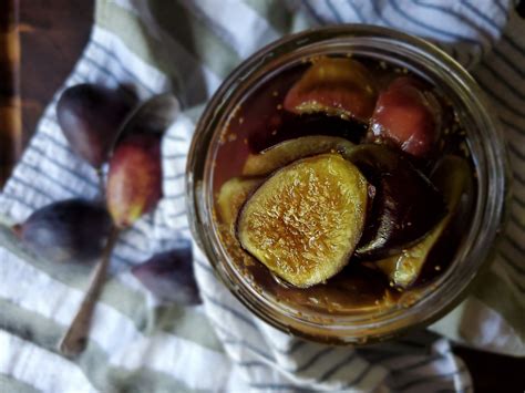 A Farm Girl In The Making Preserving Bourbon Figs A Dessert Topper