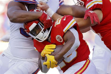 Clyde Edwards Helaires Fantasy Outlook Is The Kansas City Chiefs