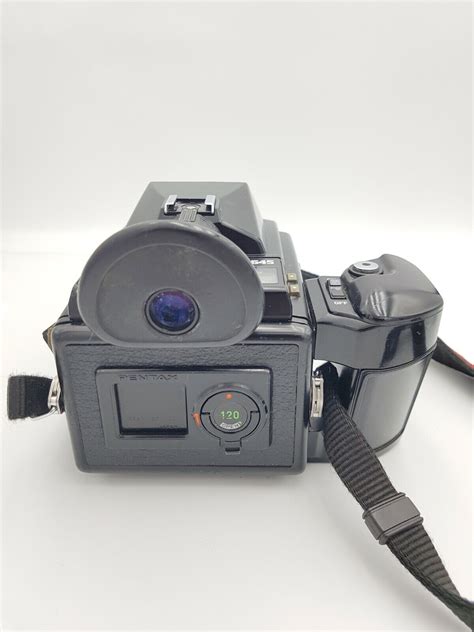Pentax 645 Medium Format Camera With Pentax 75mm F28 Lens And 2 Film Backs 27075002319 Ebay