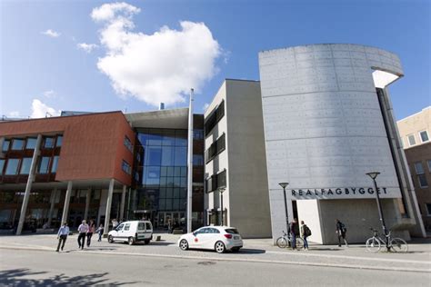 Ntnu is norway's second largest university, with an annual budget of about us $800 million. Natural Science Library - UB - NTNU