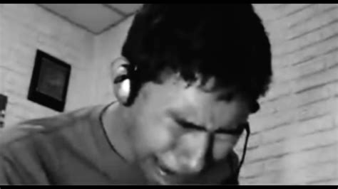 Fernanfloo Llorando Con Canción De House Space Song Youtube