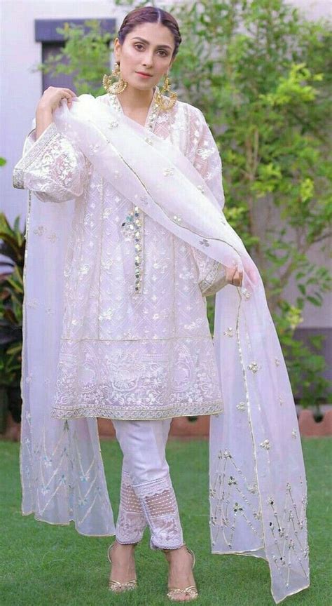 Pakistani Formal Dresses Pakistani Wedding Outfits Pakistani Fashion