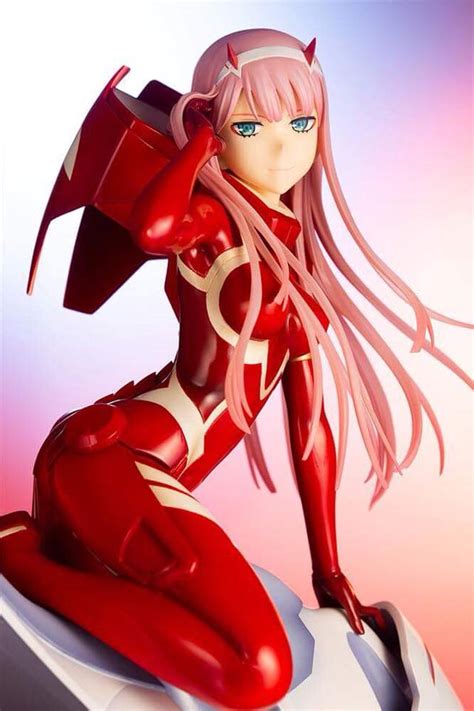 44+ zero two wallpaper on wallpapersafari : This Zero Two figure makes me want to pilot a FranXX | Ungeek