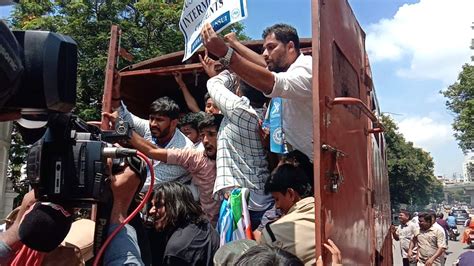 Nsui Activists Detained During Protest