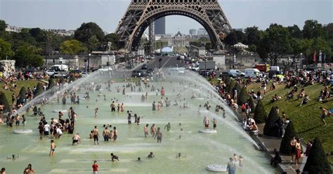 Paris Records Its Hottest Day 1086 Fahrenheit As Heat Wave Scorches