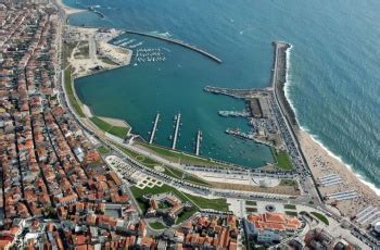 Varzim sport clube information, including address, telephone, fax, official website, stadium and manager. Povoa de Varzim - a Cruising Guide on the World Cruising ...