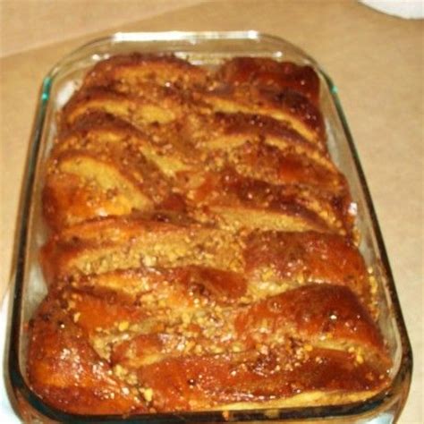 This slightly altered baked french toast casserole from paula deen is sure to be a hit at your next weekend breakfast or brunch. christmas morning breakfast casserole paula deen