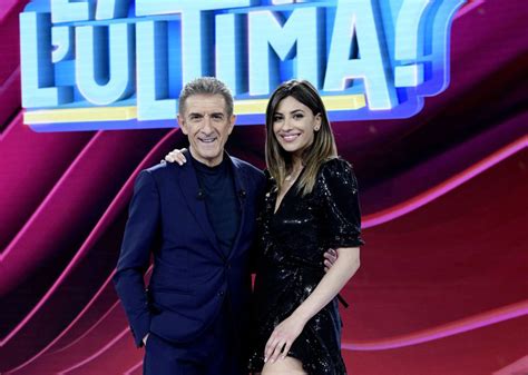 Come sempre al centro di made in sud i comici che si alterneranno durante la lunga diretta su rai2. Ascolti Tv, venerdì 28 giugno 2019: La Sai L'Ultima? 16.8% ...